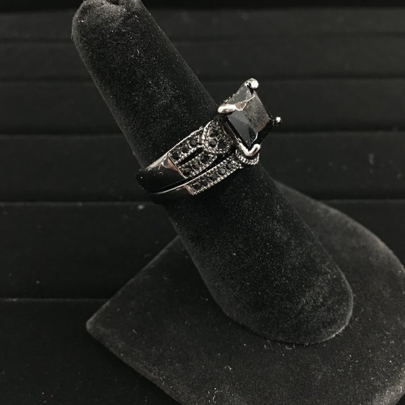 ring set - Picture 3 of 5